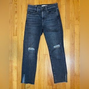 Levi’s 724 High Rise Straight Jeans